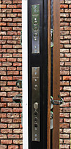Дверь входная для улицы со стеклопакетом и ковкой 11см Венеция